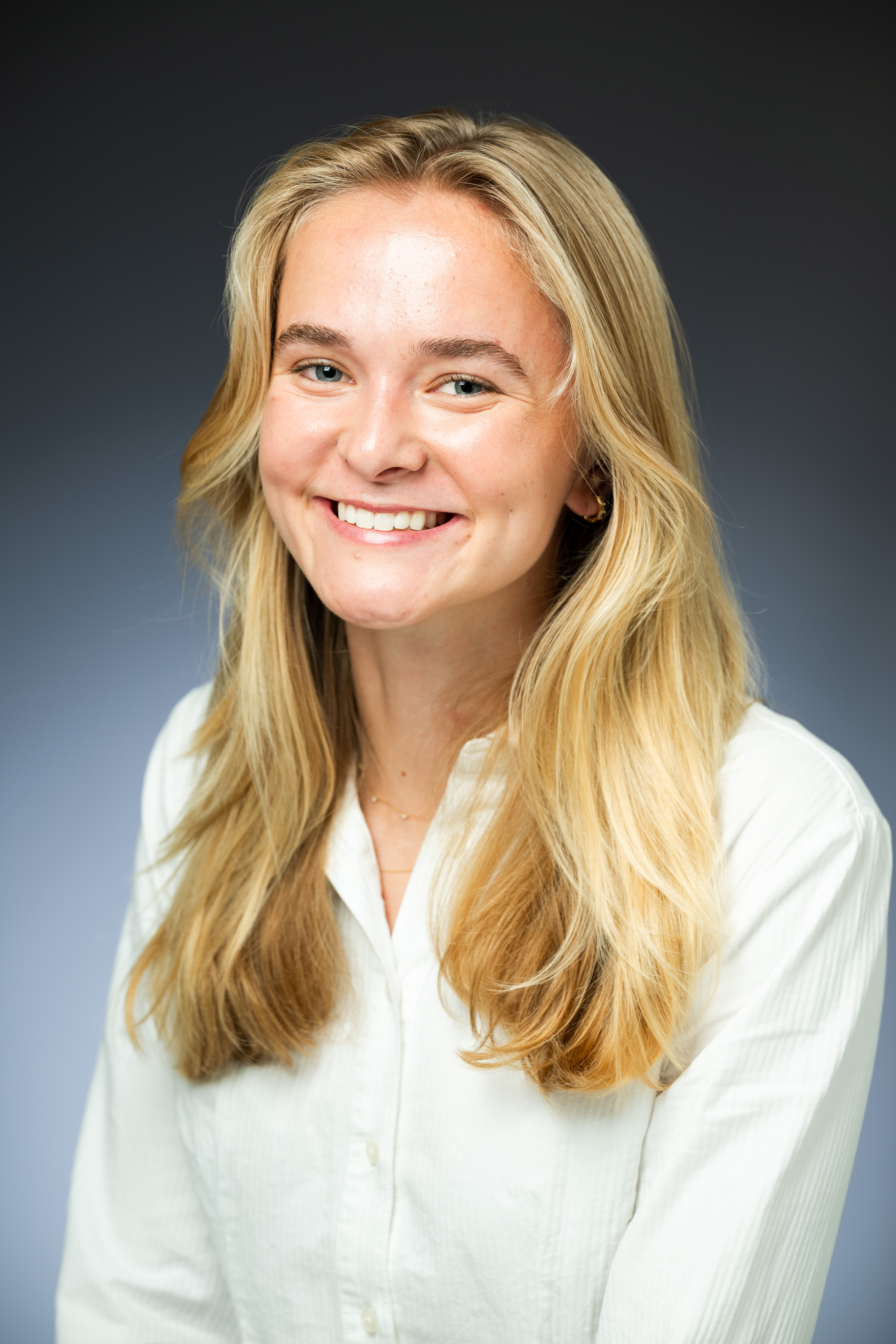 olivia davis headshot